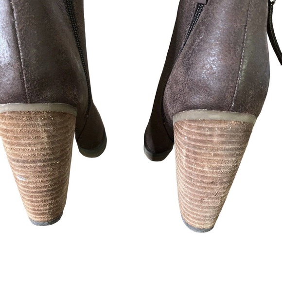 Sbicca Percussion Block Heel Round Toe Ankle Booties Boots - Picture 6 of 10